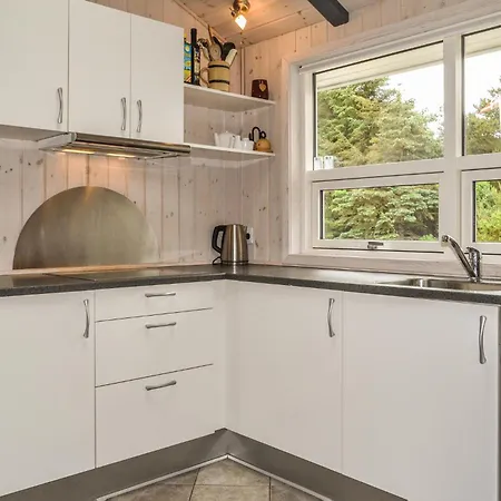 Lovely Home In Vejers Strand With Sauna 瓦伊厄斯斯特兰德