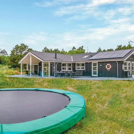 Lovely Home In Vejers Strand With Sauna *